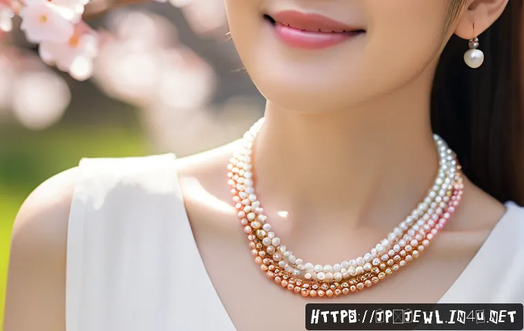 진주 목걸이와 골드 체인 매치법 - A sophisticated spring fashion portrait featuring a Japanese woman wearing layered pearl and gold ch...
